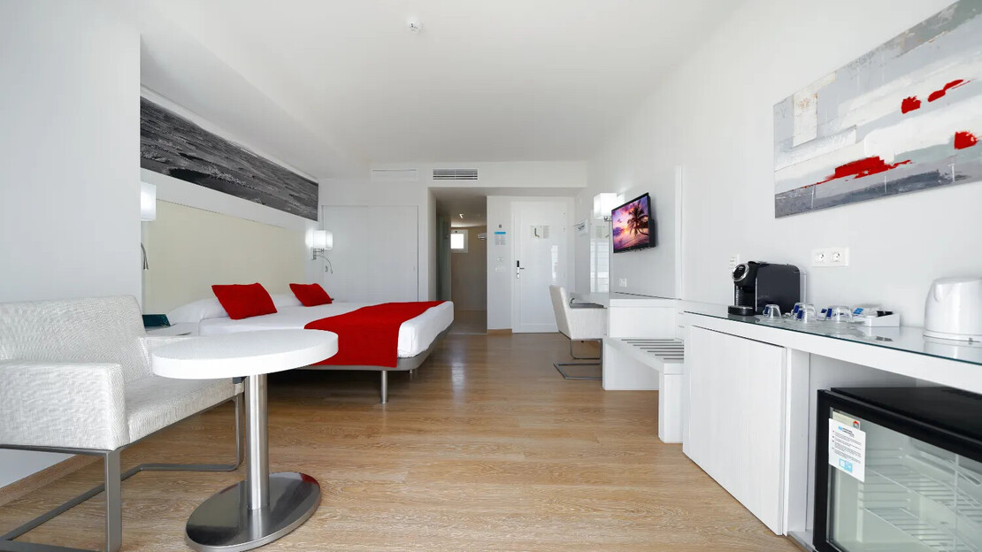 Aequora Lanzarote Suites